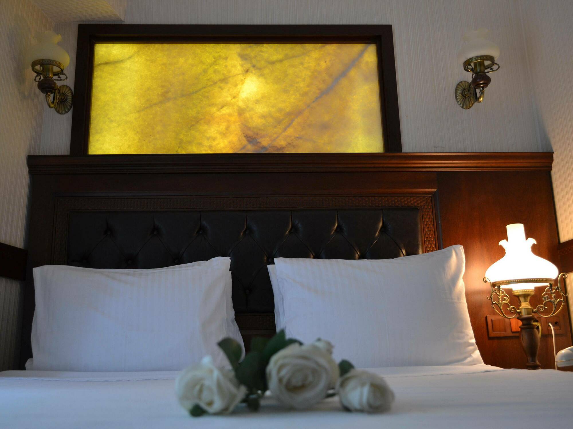 Divalis Hotel Istanboel Buitenkant foto